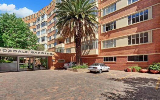 2 Bedroom Apartment In Houghton Estate
