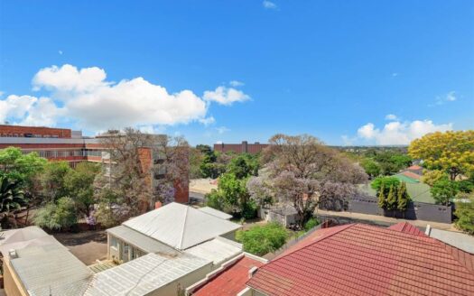 2 Bedroom Apartment In Houghton Estate
