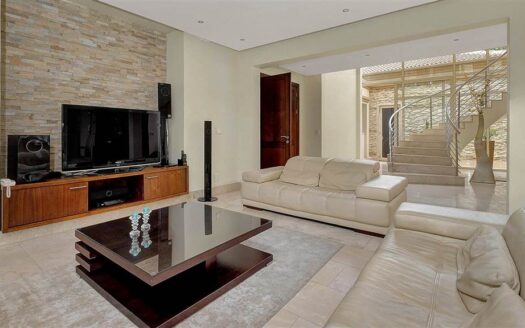 4 Bedroom House In Houghton Estate