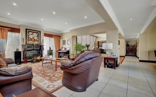 4 Bedroom House In Houghton Estate